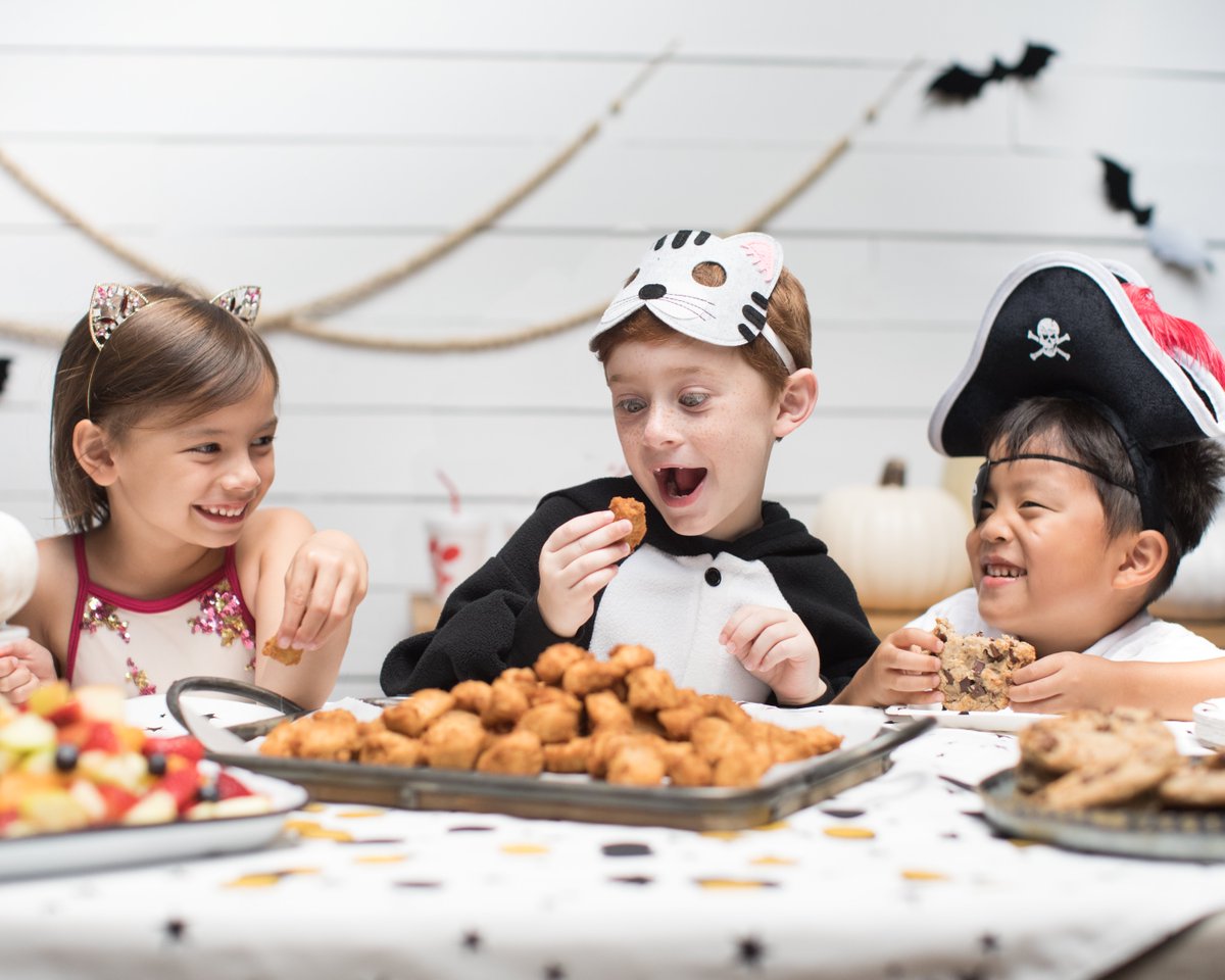Chick72nd's tweet photo. Don't forget! Order your ready-to-eat Chick-fil-A Catering Trays for all your ghouls and goblins. https://t.co/mas4MrVIrt