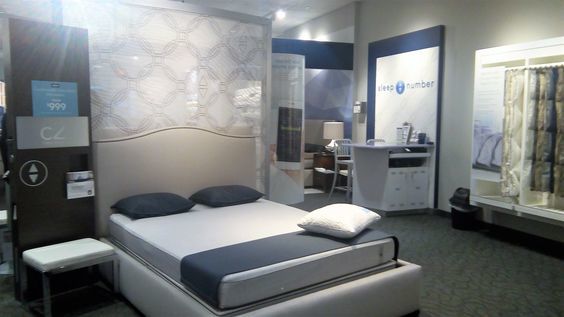 bit.ly/2Mn New Bed &amp; Pillow? <a href="/SleepNumber/">Sleep Number</a> has your back for a chance to win BOTH! See rules for details &amp; entry. #SmarterSleep #ad