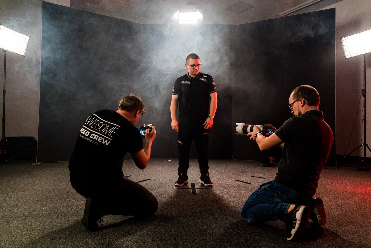 AGOesports_'s tweet image. Media day #ESLMP