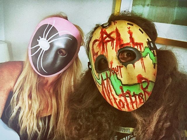 claudioPsanchez's tweet photo. I love seeing everyone’s posts wearing the Creature masks as you all start to receive them. Keep it up! Get creative! It’s awesome! #coheedandcambria #theunheavenlycreatures https://t.co/DNcw64BUO3