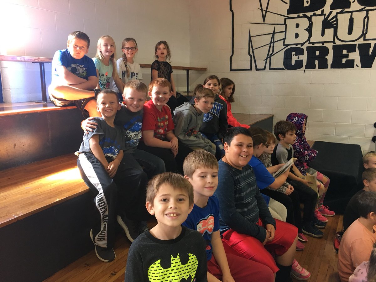 3rdBecker's tweet photo. 3rd grade enjoying an afternoon of basketball! #mcealwayslearning https://t.co/SRe7Qk7WQO