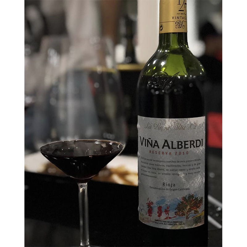 Armit_Wines's tweet photo. WIN: This week we're giving away a bottle of Viña Alberdi 2012! To win, head over to our instagram page now. #Armit30 https://t.co/0zBTdH1VqT