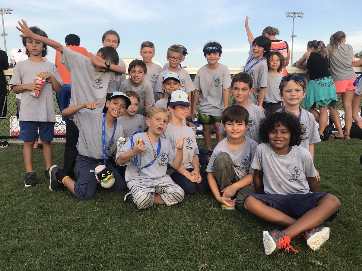 Lynn_Knights's tweet photo. Thank you to all the scouts who joined us last night at the #LynnMSoccer match! https://t.co/Rtwnf4FN2j