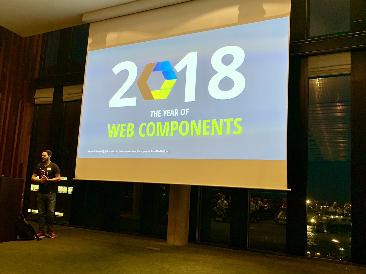 hblank's tweet image. Closing session of #s2techsession by @DKundel 🥁🎊🎤🚀