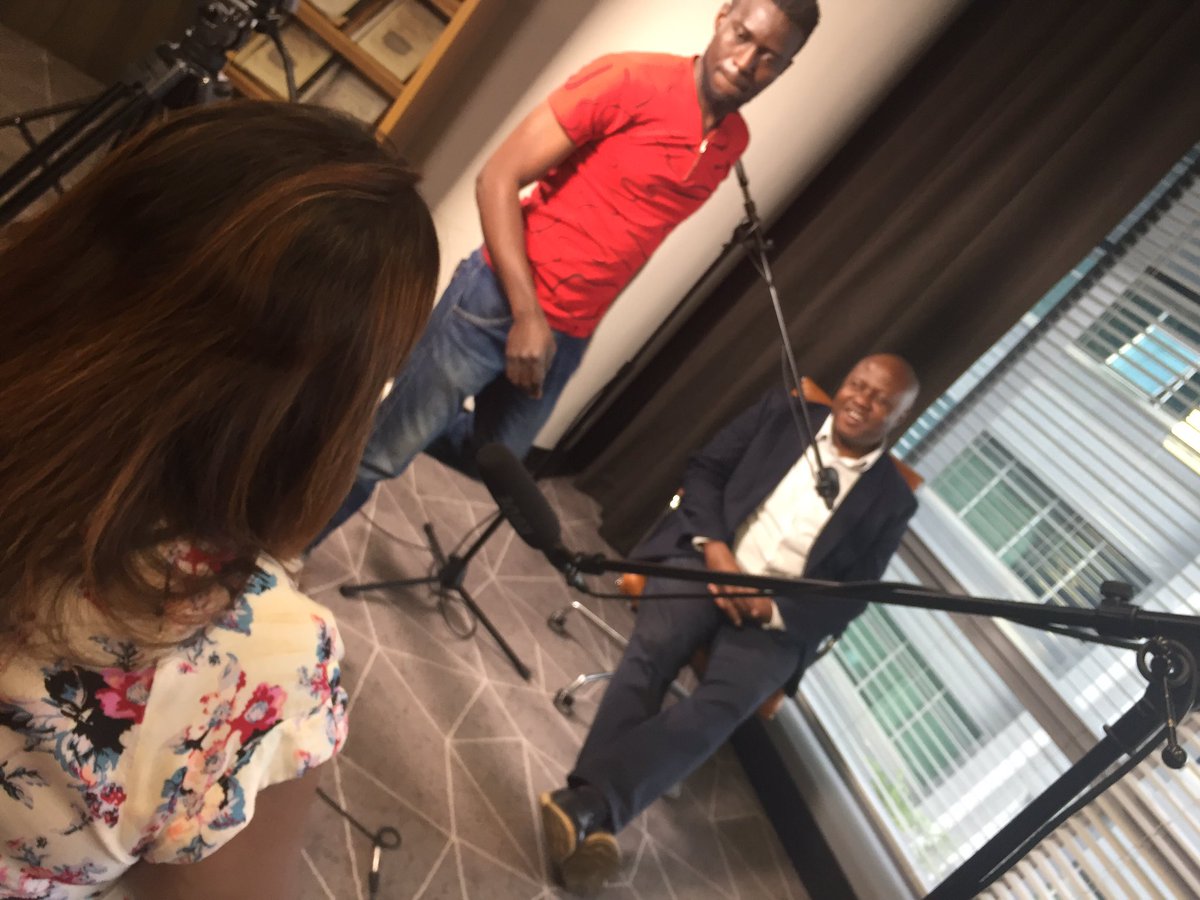 vanessaperumal's tweet photo. At home in a #Collective #inclusive #PanAfrican movement loading @rochemamabolo meeting in real life after ages always a highlight in a digital era. Thank you for showing up #ECAfrica100 Profiling #100entrepreneurs in #100days your academy is more relevant now than ever @jtcomms https://t.co/wzoTR9P9MA
