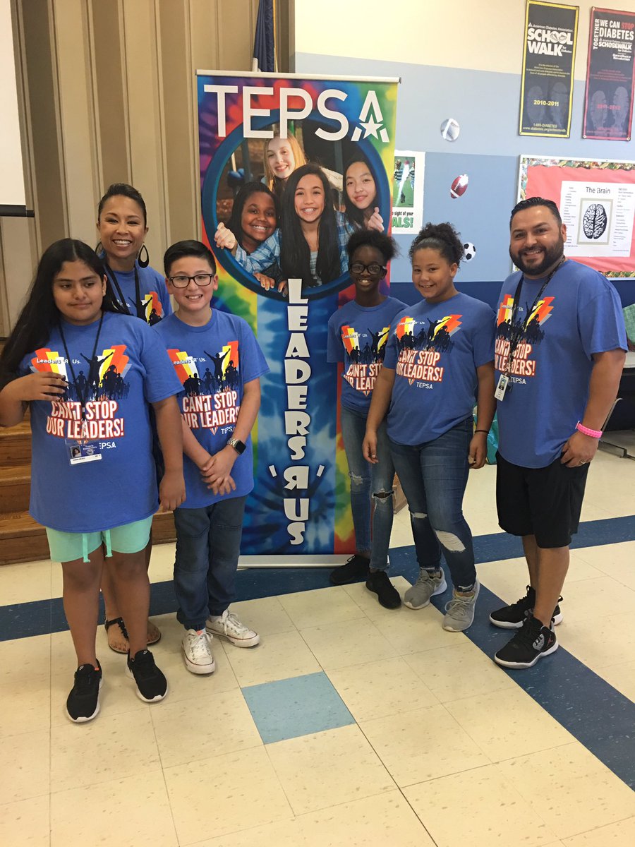 TEPSATLC's tweet photo. Future Texas leaders in Lamar learning effective leadership skills! Leaders ‘R’ Us in Houston!! @tepsamark @TEPSAtalk @LamarCISD https://t.co/TieT4ThPhT