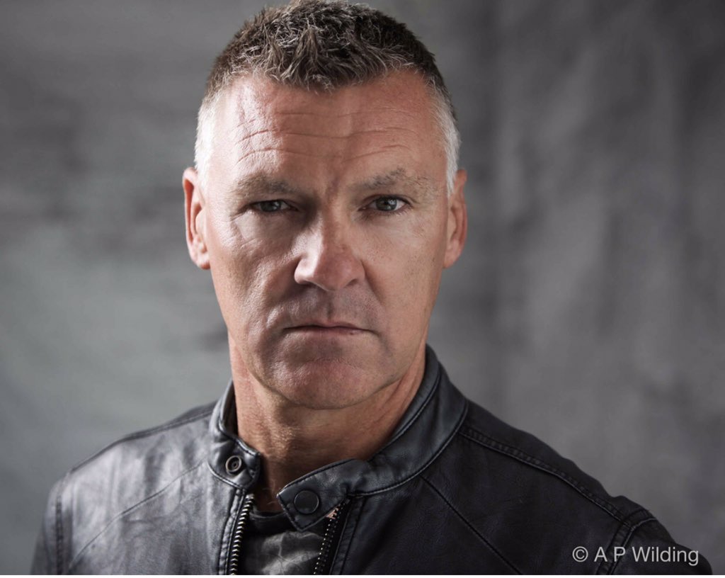 Loving the new Headshots from the amazing <a href="/apwildingphoto/">A P Wilding Photography</a>