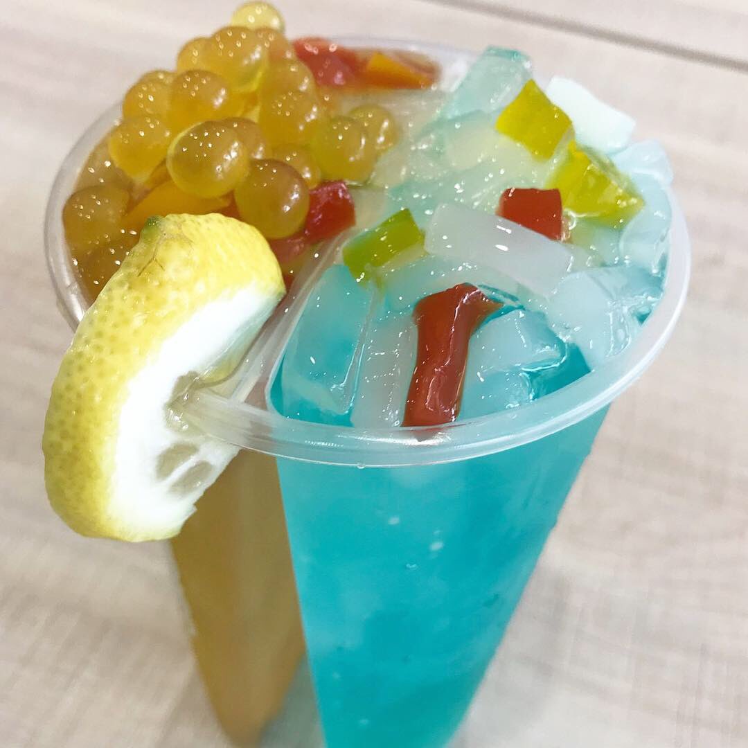 PickAPoke's tweet image. 1/2 off any specialty drink Thursdays &amp;amp; Friday’s w/any meal purchase! ✨