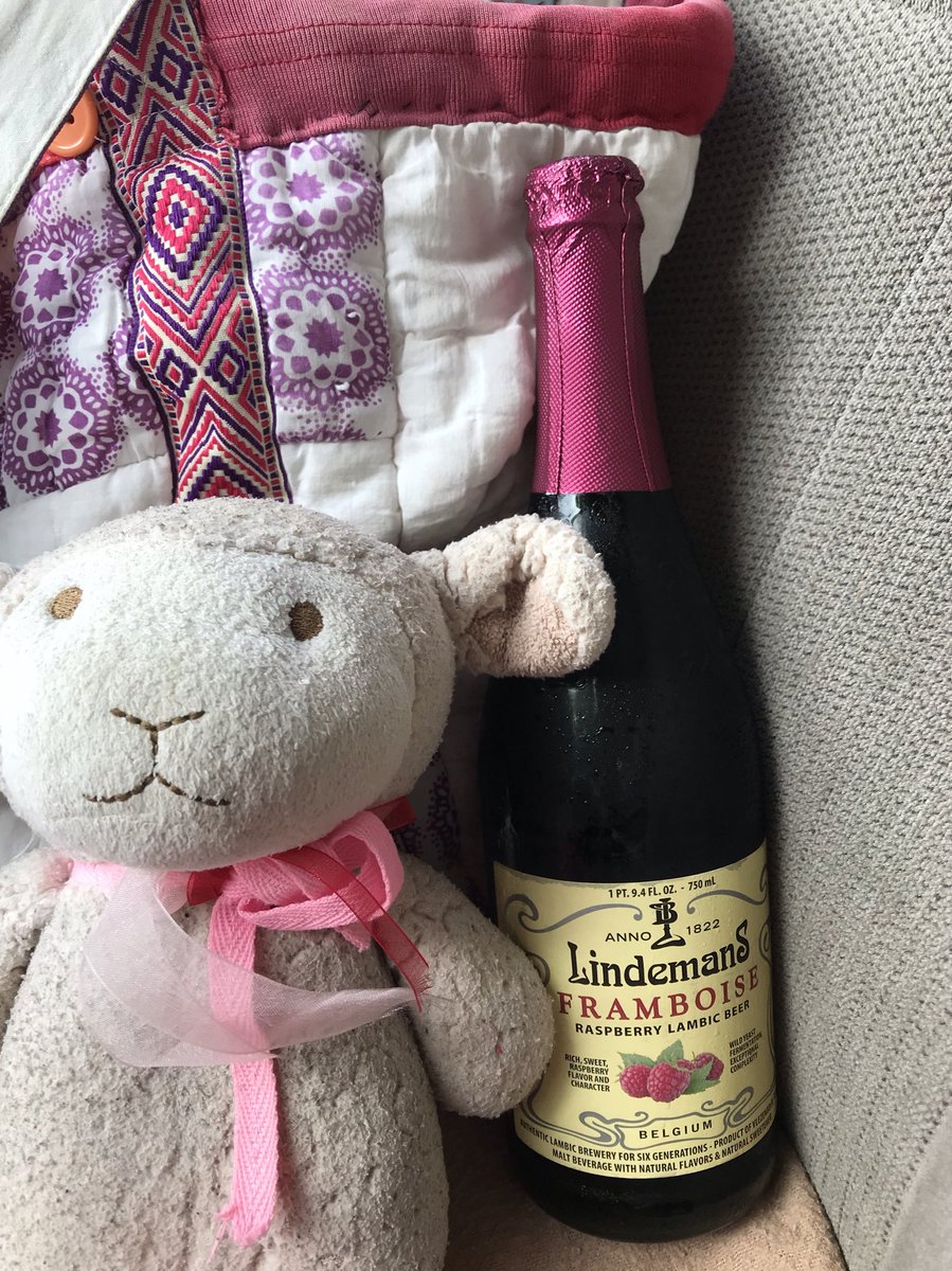 Tea4Elly's tweet photo. ready for Michael 🌬⛈🌙💫🍷🍷🐑 https://t.co/YAXl8CUQm7