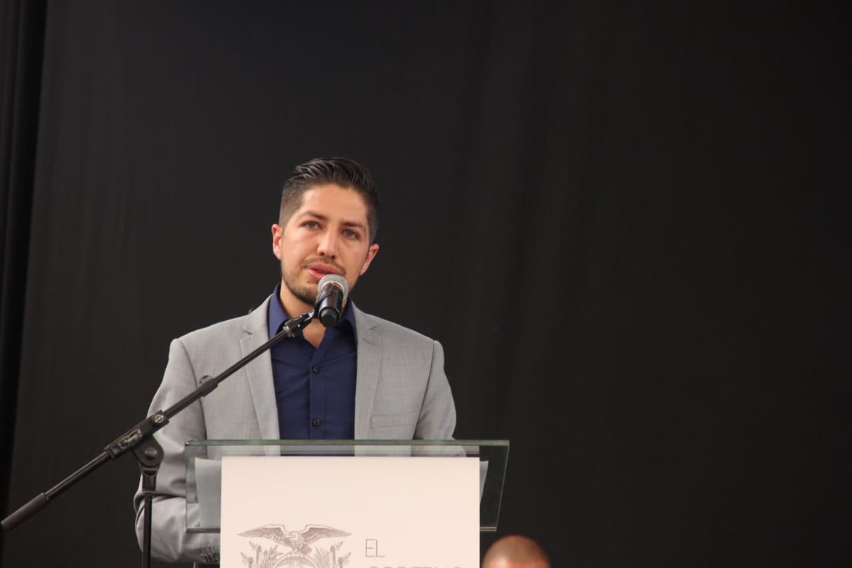 Christian Carrillo, beneficiario de #BanEcuador, da la bienvenida y relata cómo, mediante un crédito, emprendió su negocio de proteína vegetal a base de chocho y logró cumplir su sueño. 

#EsHoraEmprendedor #CréditoParaTodos