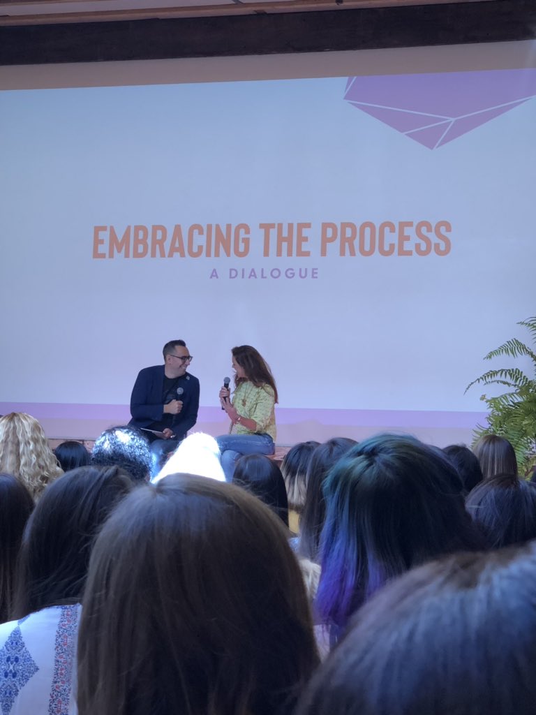 “I go to work and I want to crush it every day.” Love the energy and determination of @EKANardini, CEO of <a href="/barstoolsports/">Barstool Sports</a> in a dialogue with <a href="/TGEverywhere/">Tony Goncalves</a> 
#wegather