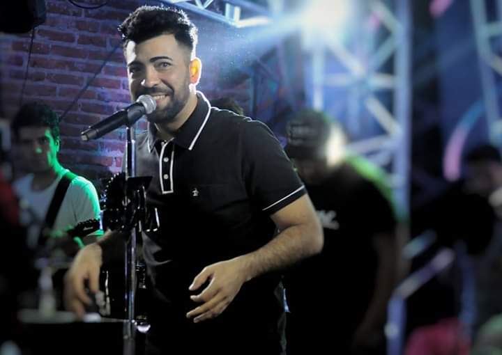 sintoniatrula's tweet photo. #MomentosTrulaleros 📸 #Distrikt ¡Gracias Trulaleros 🔥👏!
.
.
#Trulala 34 años  🎶 https://t.co/QDLee2B3dH