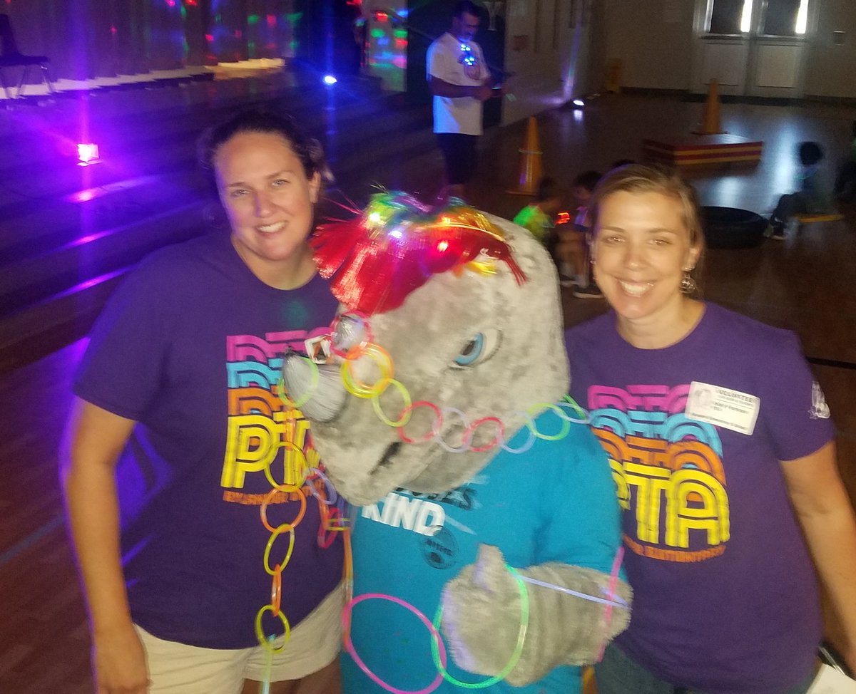 Woolfwade's tweet photo. Glow Run 2018! What do you do to celebrate a successful Feed the Rhino fundraiser? You glow!!! Thank you PTA for making a fun event! #rrepride #RREPTA #Glow2018 #KatyISD100 #BeTheLegacy #FeedTheRhino #PTA https://t.co/49S71SRH94