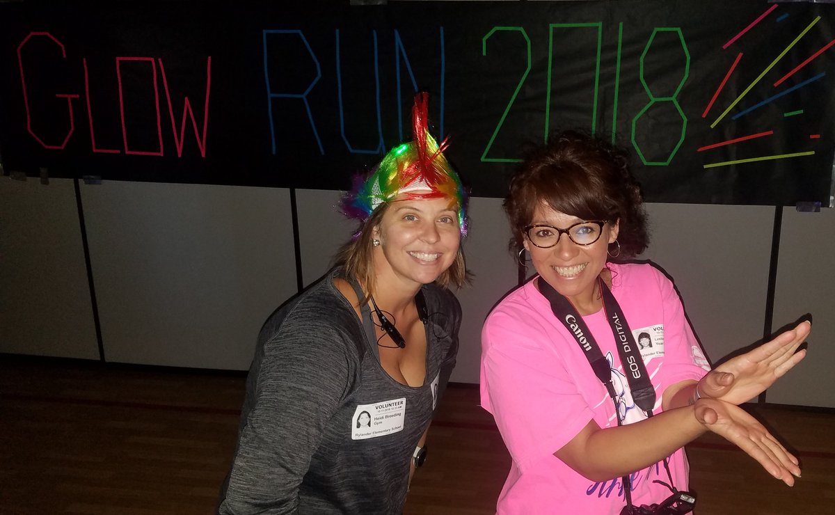 Woolfwade's tweet photo. Glow Run 2018! What do you do to celebrate a successful Feed the Rhino fundraiser? You glow!!! Thank you PTA for making a fun event! #rrepride #RREPTA #Glow2018 #KatyISD100 #BeTheLegacy #FeedTheRhino #PTA https://t.co/49S71SRH94