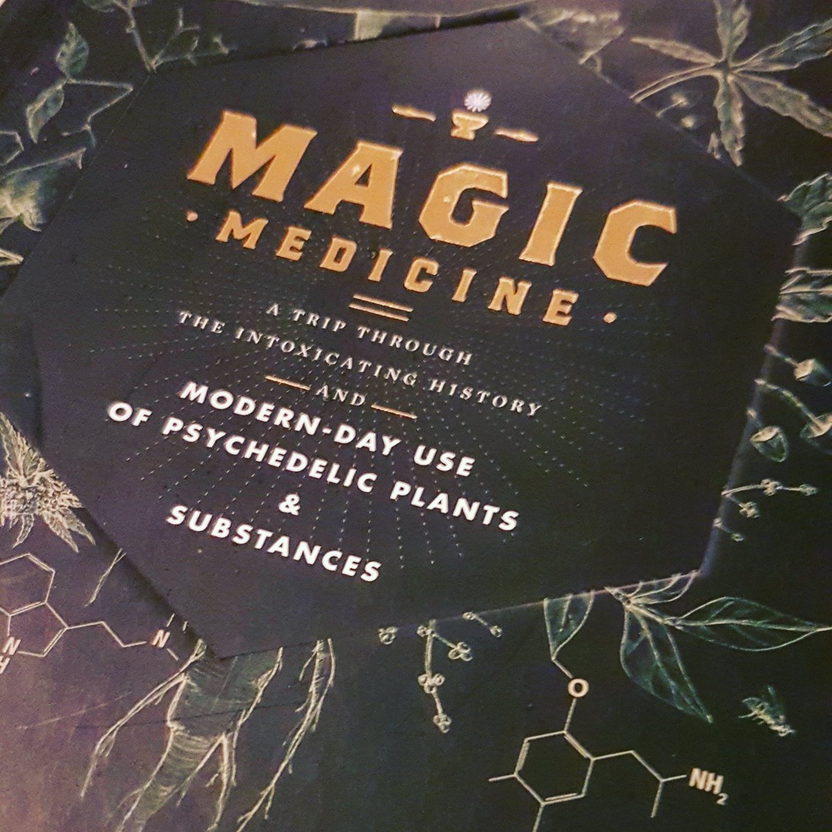 nickikilleen's tweet image. Upskilling on #MagicMedicine #Extracurricular