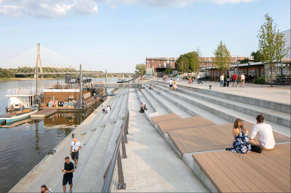 W kategorii "Najlepsza przestrzeń publiczna" nagrodę zdobywa drugi etap modernizacji bulwarów nad Wisłą. Gratulujemy!