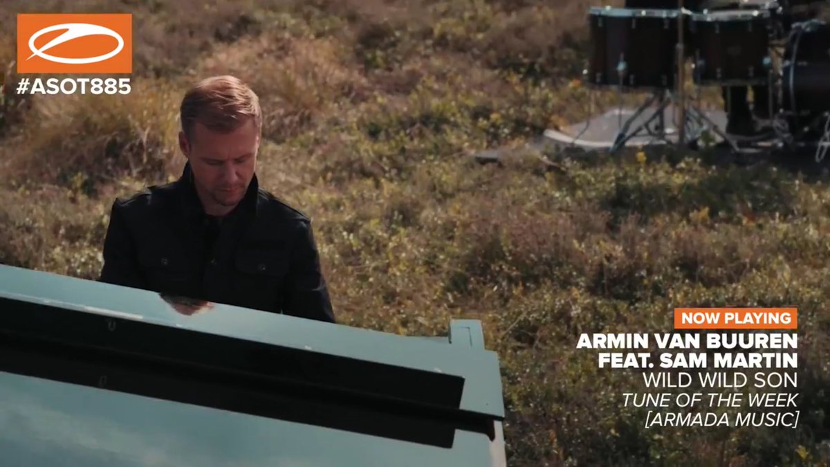 ASOTinKyiv's tweet image. What an AMAZING track!!! I have so many goosebumps while listening to it #ASOT885