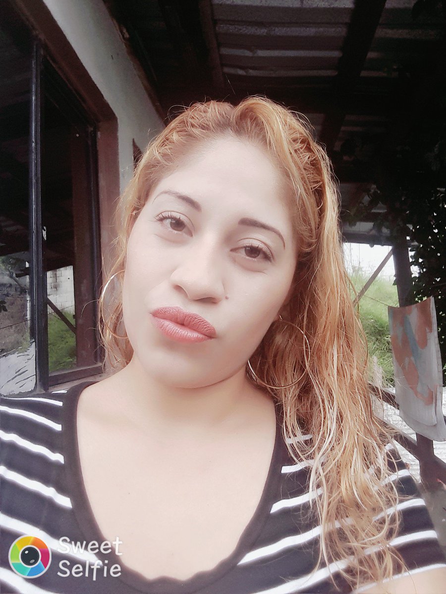 viriduque's tweet photo. Quien no vive para servir no sirve para vivir 😘😘😘 https://t.co/I4IepgYbmu