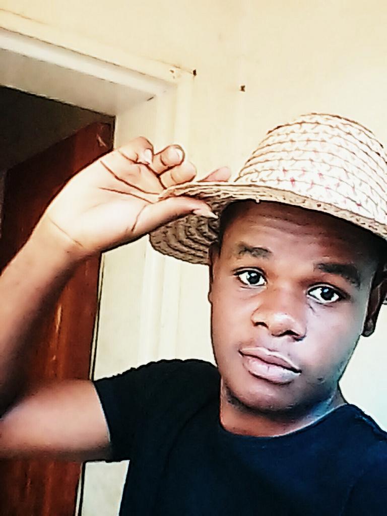 QuakerMagona's tweet photo. Me worry about non https://t.co/7BF8AgzquV