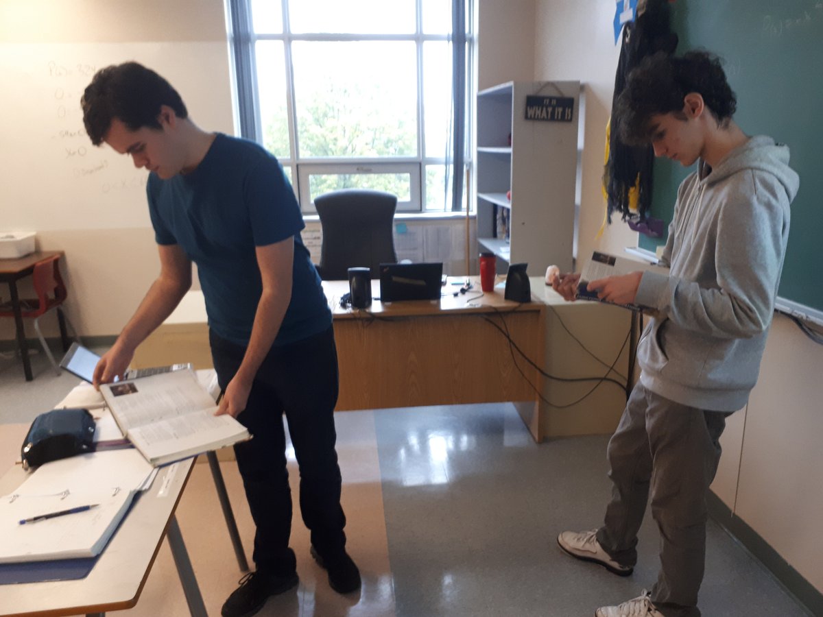mrbond_math's tweet photo. Some stills from the same MCF3M session in case the video was a little too #shakycamera #Blairwitch #collaboration #NPVL @StPeterOCSB @tansinecosine https://t.co/y9Tem5iRoy