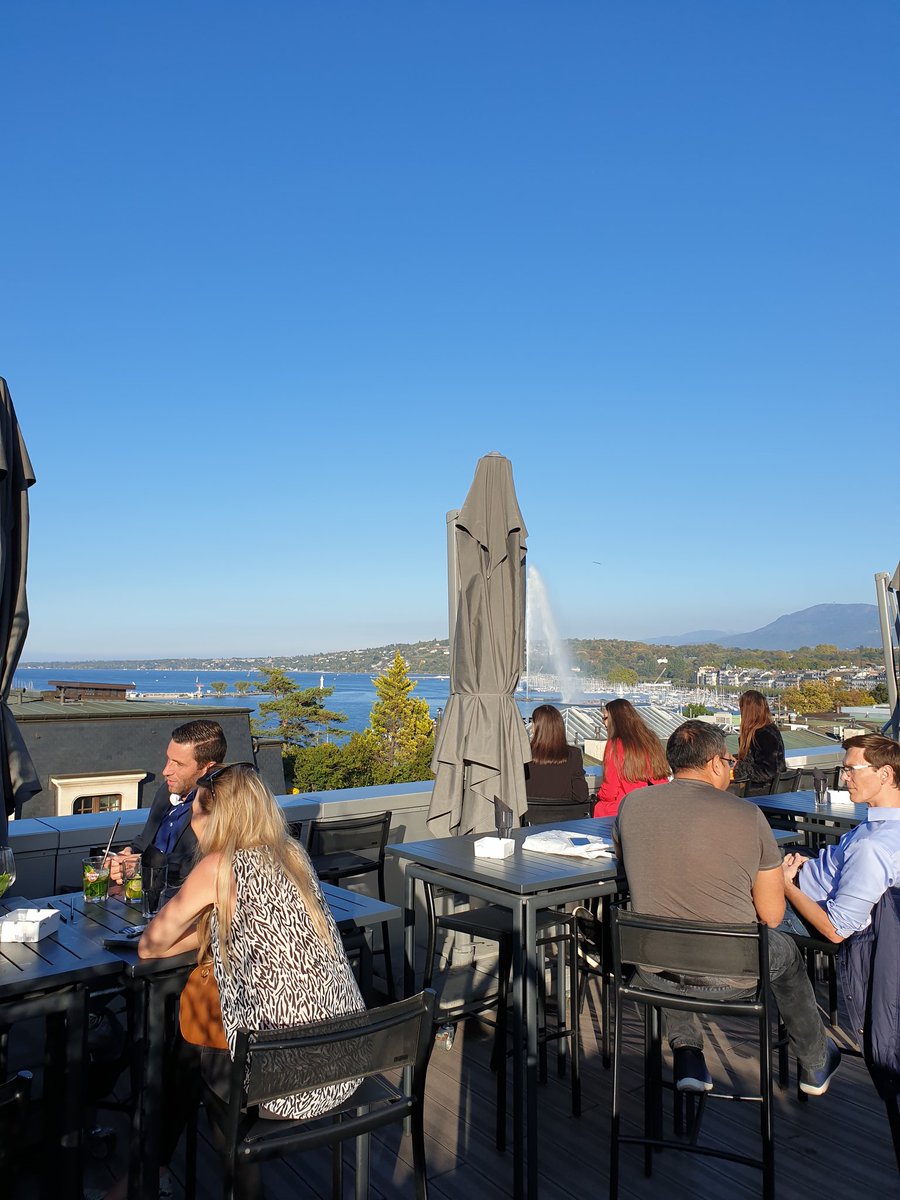 ikkimylo's tweet photo. #rooftop42 #sun #cool #sun #afterwork https://t.co/tRU2Ak4Ski