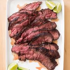 panconpanrest's tweet photo. Listos para la parrilla
Los Viernes son de  de Steak en la Casa del pan con pan, mañana , nuestro maestro parrillero te espera para deleitarte con las mejores carnes a la brasa, deliciosas costillas y su Sirloin Steak especial de la casa, el mejor de la zona.
#Miami https://t.co/02ieZbbRND