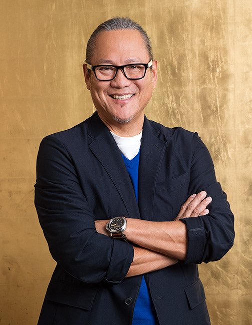 We’re thrilled to have Iron @chef_morimoto back on Oahu for our White Party at @alohilaniresort on 10/20! Sing karaoke🎤 eat, drink and celebrate with us! bit.ly/2H9CkUB #waikikievents #oahuevents #hawaiievents #morimotoevents