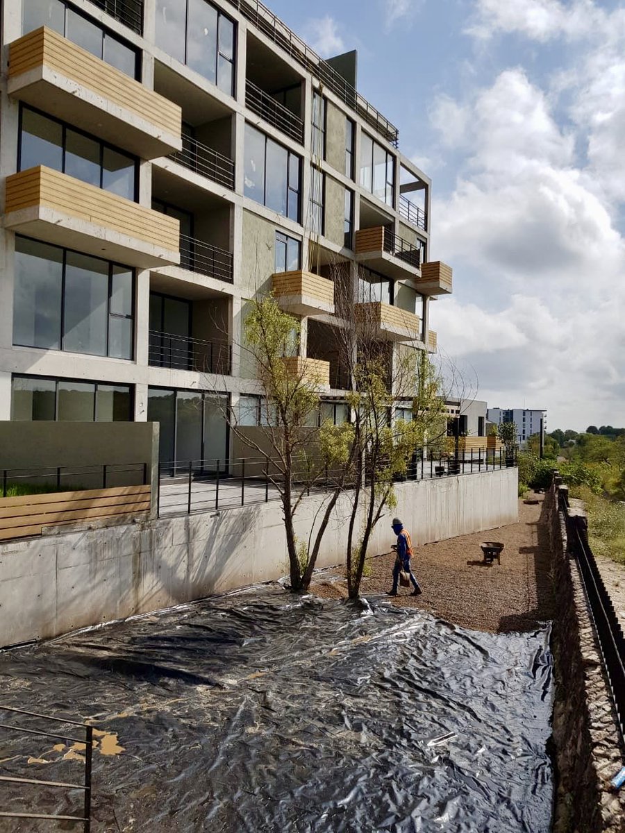 ViuHomes's tweet photo. Avances de obra octubre 2018 VIU Homes &amp; Residences torre C y D @zibata @ZibataQro @CiteaZibata #quertaro #golf #views #poolside #realestate #sales #avancesdeobra https://t.co/ebPAG5apv9 https://t.co/c9BRU2QJQC