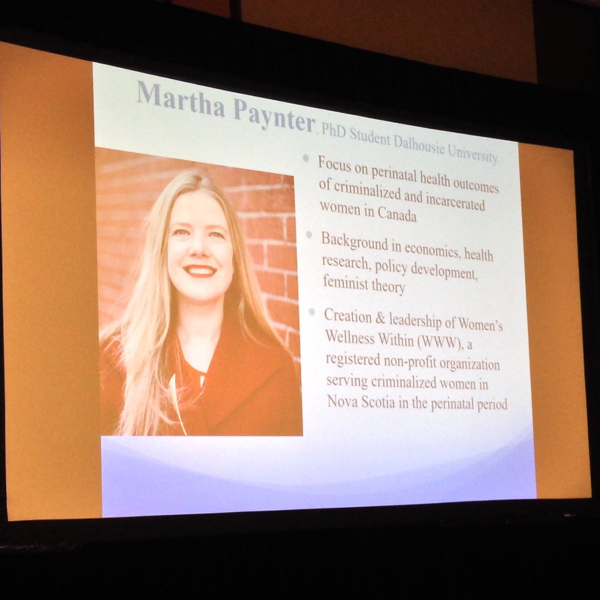 KTerna's tweet photo. #super #proud #our #risingstar @DalNursing @DalHealth @DalPres @gailtomblin @MarthPaynter @teemkt_research @dmacdonaldrn https://t.co/sH3oYNnvO4