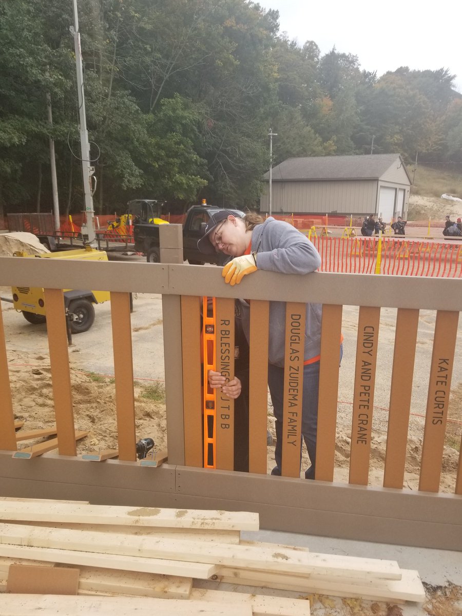 Erik Beach (@wmtkd1) on Twitter photo Helping with the Reimagine in Grand Haven. #2754teamdepot #team2754 #choosetoserve <a href="/PuksztaMartha/">Martha Pukszta</a> <a href="/BeckyGoedert/">Becky Baker Goedert</a> <a href="/BrianPKahlYN2/">Brian Kahl</a> <a href="/keri_williams/">Keri Williams</a> Helping with the Reimagine in Grand Haven. #2754teamdepot #team2754 #choosetoserve <a href="/PuksztaMartha/">Martha Pukszta</a> <a href="/BeckyGoedert/">Becky Baker Goedert</a> <a href="/BrianPKahlYN2/">Brian Kahl</a> <a href="/keri_williams/">Keri Williams</a>