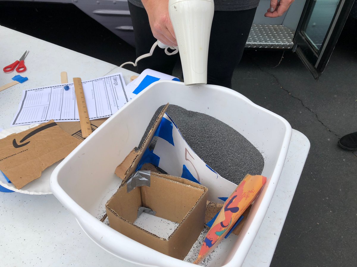 CVMaker537's tweet photo. 4th graders at Fuerte designed barriers to protect a sand dune and hotel from wind erosion! Thank you @Rosas702 & @Fuerte_Falcons! https://t.co/enEWwKamty