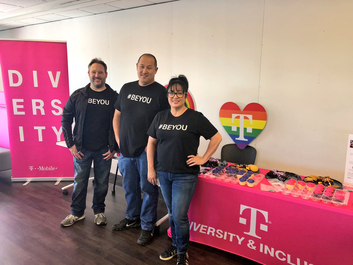 ItsjustJud's tweet image. 📣Shout out to the Illinois PAN chair leads! They drove new membership to our IL D&amp;amp;I chapter, awareness of PAN and education about our LGBTQ benefits for employees! 🏳️‍🌈🙌🏽🏳️‍🌈🙌🏽🏳️‍🌈🙌🏽#BEYOU