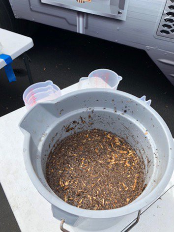 CVMaker537's tweet photo. Fuerte 5th graders used survival skills and engineered water filters! Thanks @MillersLab11 & @fuerte for a fun afternoon! @CajonValleyUSD @ConnollykCVUSD #MakerEd #cvmakerbus #cvmaker537 https://t.co/zTIp6YdlgQ