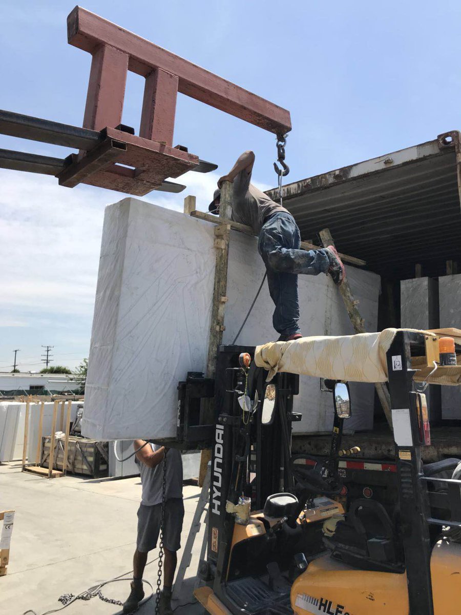 CABINETDIRECT1's tweet photo. New White Carrara Full Slab arrived ! Prefab 9’x2’ , 9’x3’ and 9’x52” all arrived ! https://t.co/gipqQMnJvN