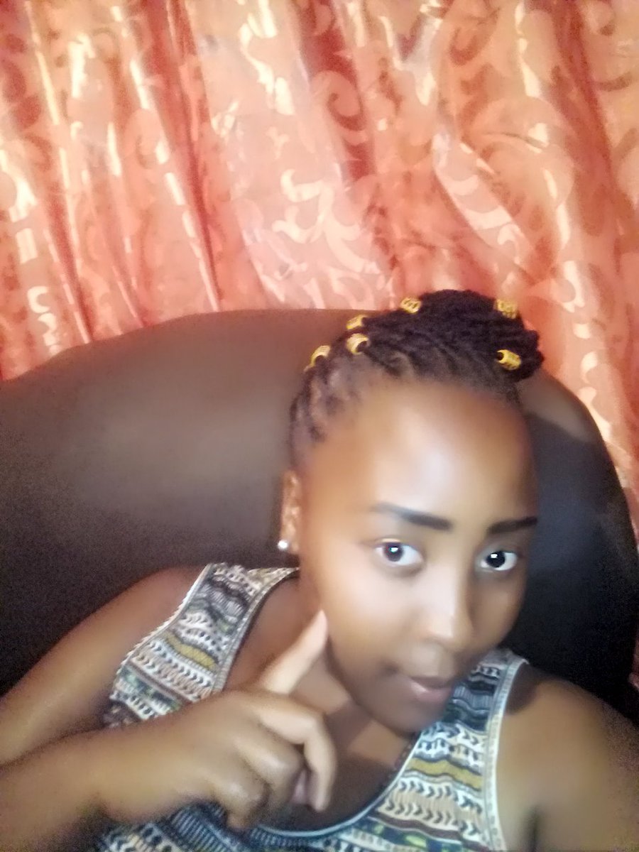 bongimaseko79's tweet photo. I'm starting dreadlocks feel free to tell me how I look💆💇 https://t.co/Z5UvH3fmAp
