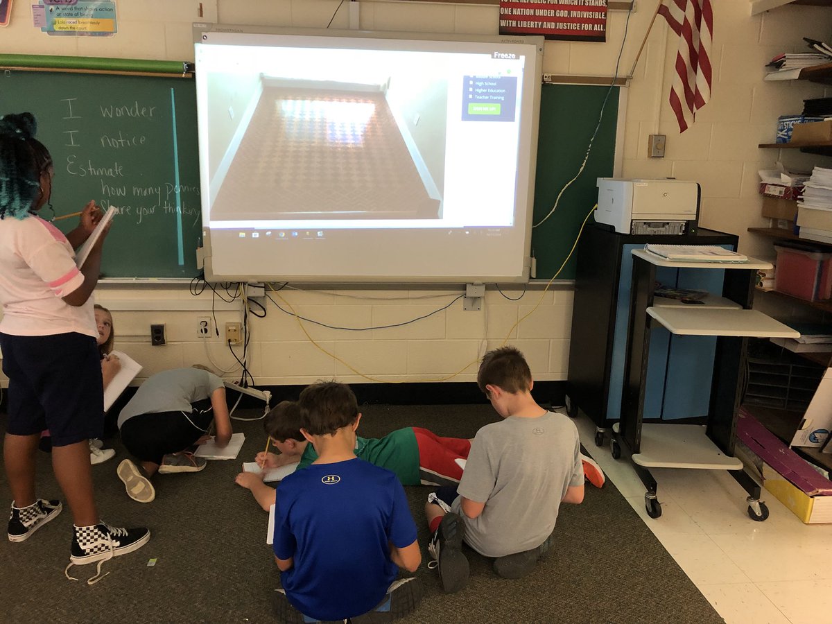 EGE_MrsA's tweet photo. Math workshop! Ss practiced order of operation and had to estimate just how many pennies there were. https://t.co/Dc9FzjgFd3