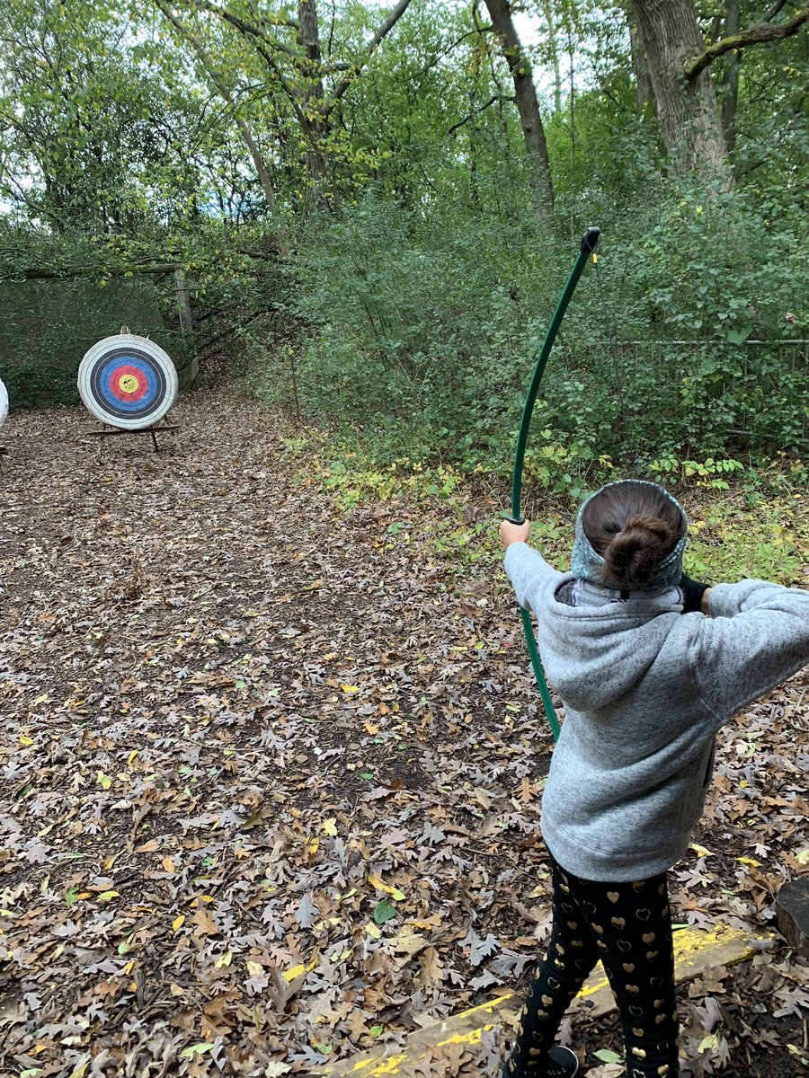 caitlin_tisch's tweet photo. Some s’mores , scary stories and archery  🏹 🎯#campedwards #dayBeyeday #d97 #op97 #5thgrade https://t.co/eOL1Q8pKYG