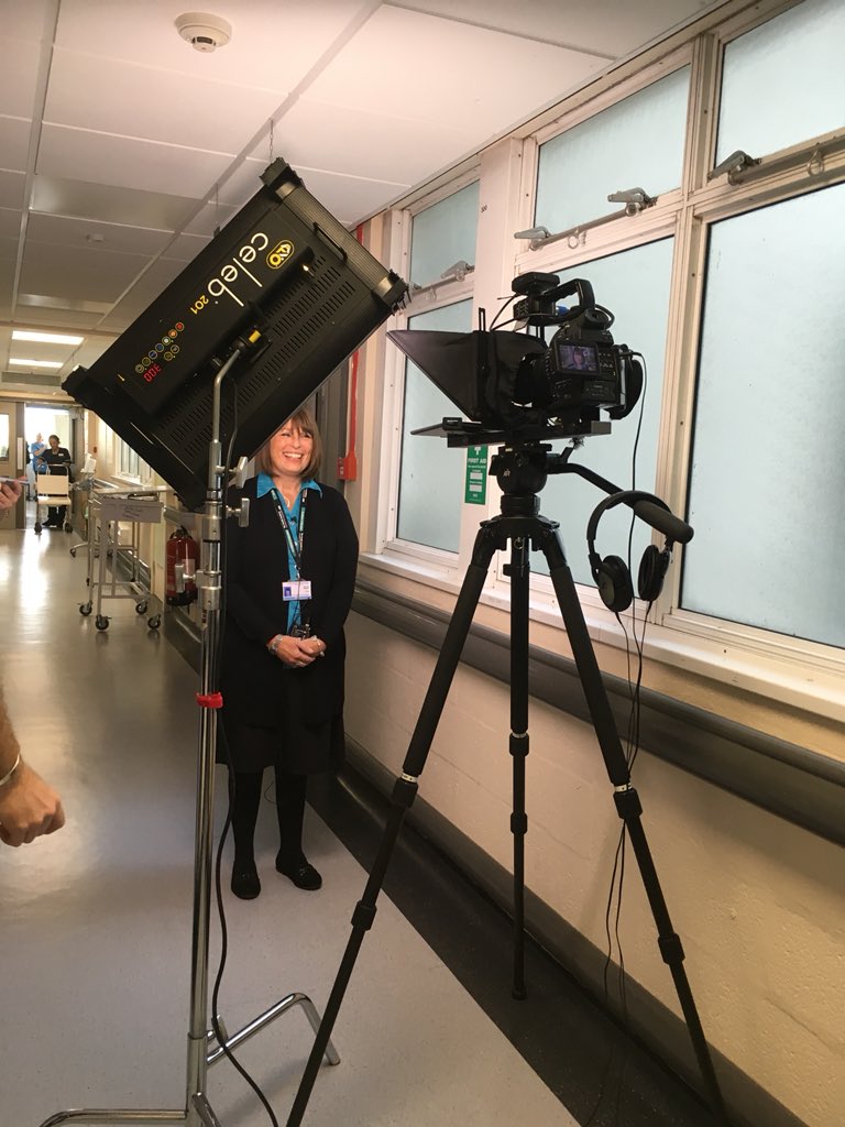 Only1annsmith's tweet image. Busy locations for filming #brilliantday @14Rph @Ward16LTHtr @MTWlthtr #essentialtraining @AilsaBrotherton @MichelleDurkin7 @annetuc_ot @CatherineSilco1 @jablunt71 @BL_LTHTR @ClinEdTeam @tillyboss @sarahcu68504464 @DanJackson1978 @GerrySkailes @PartingtonKaren @CathyAtherton3