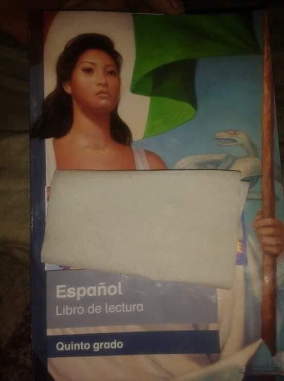 Clausinea's tweet photo. Padres de familia con hijos en 5o de primaria, ¿ya leyeron esto en los libros de la SEP? Yo me horroricé, debe ser una broma, ¿verdaaaad? https://t.co/wTJKkX4s0X
