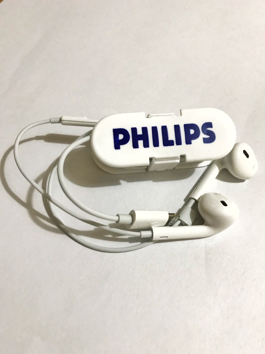 sarsakla's tweet photo. This headphone cable organizer designed for prevent cable clutter in your bag and prevent cable knotting.If you're looking for small and useful. #headphone #cableorganizer #Apple #headphonereviews #promotions @lifecell @TK_TR @ibbPR @TcellPlatinum https://t.co/JCgMCUCt4s