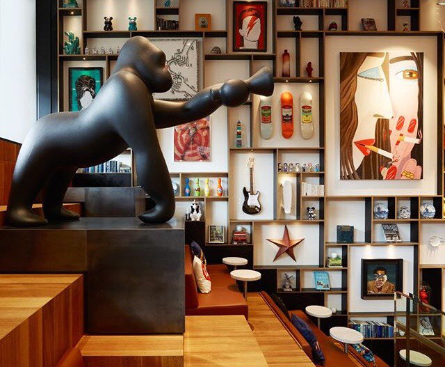 Skystonegroup's tweet photo. The urban living room you’ve been looking for. Filled with Vitra furniture, high-speed WiFi and an open bar/kitchen design, the lobby in the new CitizenM Bowery is a bit more inviting than your local Starbucks.
.
.
#skystone
#skystonegroup
#modular
#modulardesign
#modularhotel https://t.co/y3rm6JmTCW
