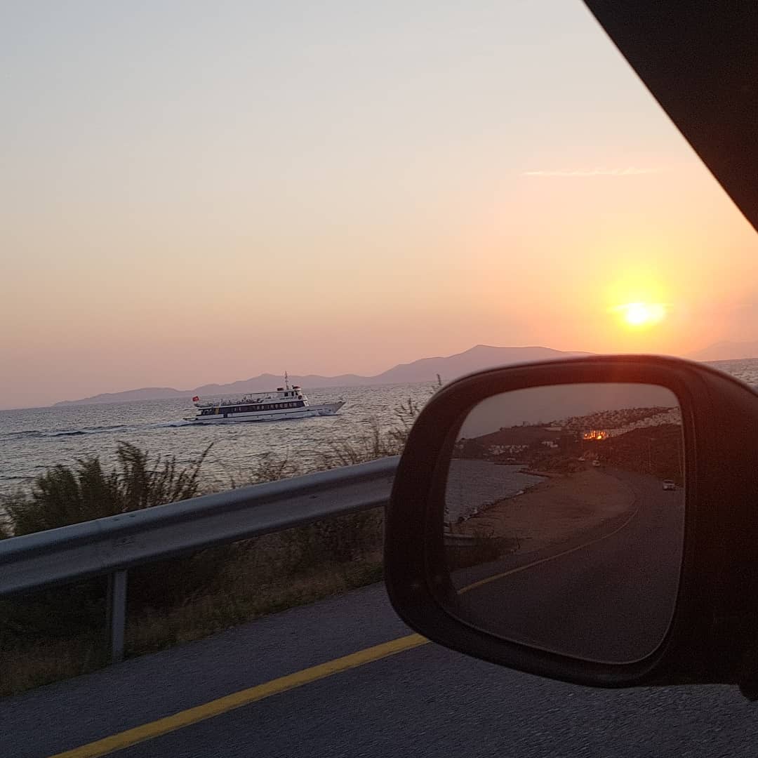 serkansafak241's tweet image. #Gün #biterken #Dün #başlarken
#Bodrum 
#Benim #objektifimden #hayat ve #gün 
#bodrum #bodrumspor  #Bodrumda 
#travelbodrum #travelblogger #summer  #sunset #bodrumlife #awesometurkiye #3d #geziyoz #muğla #Turgutreis #akyarlar #torba