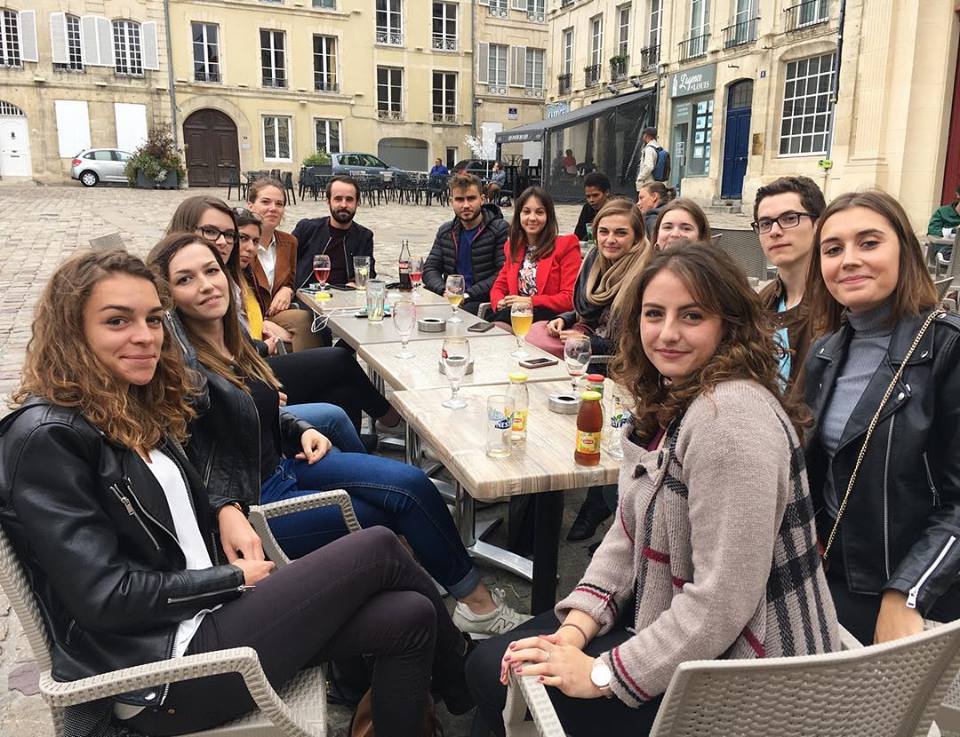 Petit moment détente pour une partie de la promo 🎓