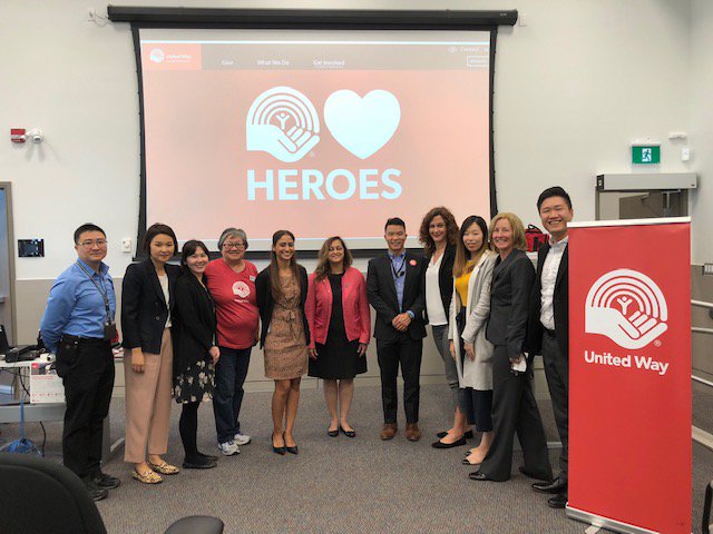 vtso_ypn's tweet photo. #CRACC kick-off event at Sinclair! @UWLM volunteer Christina shared an inspiring story on how United Way is changing lives! #CRAgives #ARCdonne #PACREG #PACVTSO https://t.co/78dScbHUjr