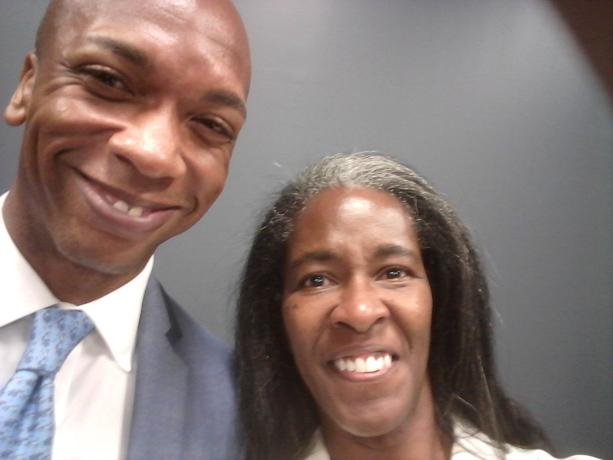 BradlinkLLC's tweet photo. Rule #1 - Get to the dollars! Great tip! MBDA Director, Henry Child's II. #SAMEDWeek @BradlinkLLC @permitusnow #minoritbusiness #smallbiz https://t.co/uOdZOAagMj