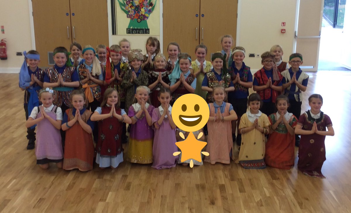 HolmeValleySch's tweet image. Y3 DS - Indian Workshop

#MulticulturalWeek