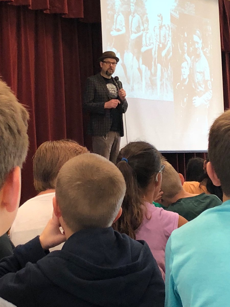 SpartanLibrary1's tweet image. Alan Gratz at Stiles. What an awesome visit!  ⁦@LeanderISD_Lib⁩