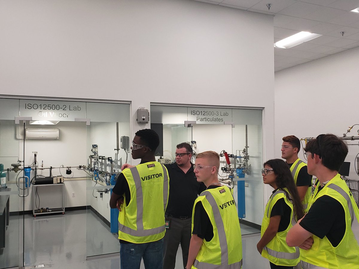 Nakeia_D's tweet photo. West Port's engineering students visited Winco Mfg. and SPX Flow for Manufacturing Day. What a great experience for Mrs. Bethea's kiddos! @CTEmarion https://t.co/86JZiw1spZ