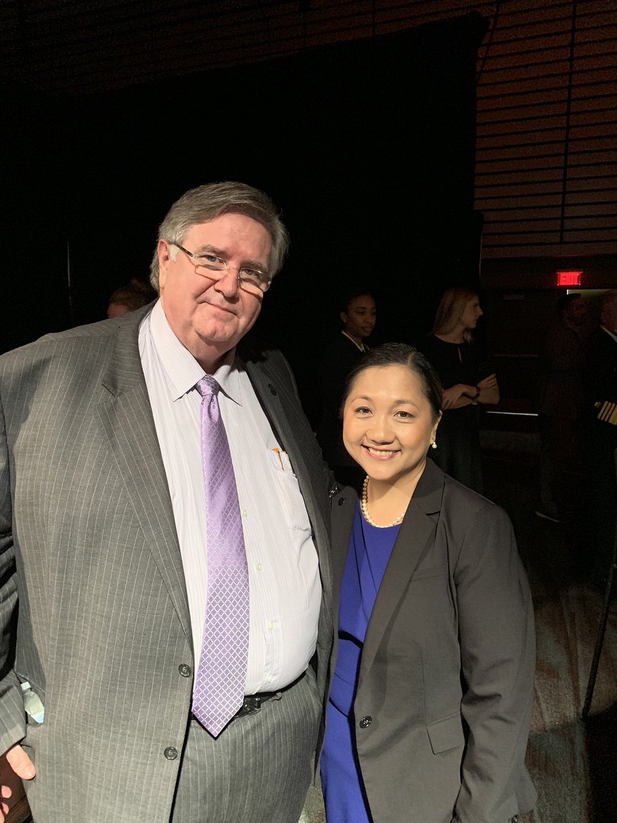 docbjh's tweet photo. Here backstage at #aafpfmx with @drkkyu Ready to talk with panelists on Opioids! https://t.co/4sIfHyCkYE