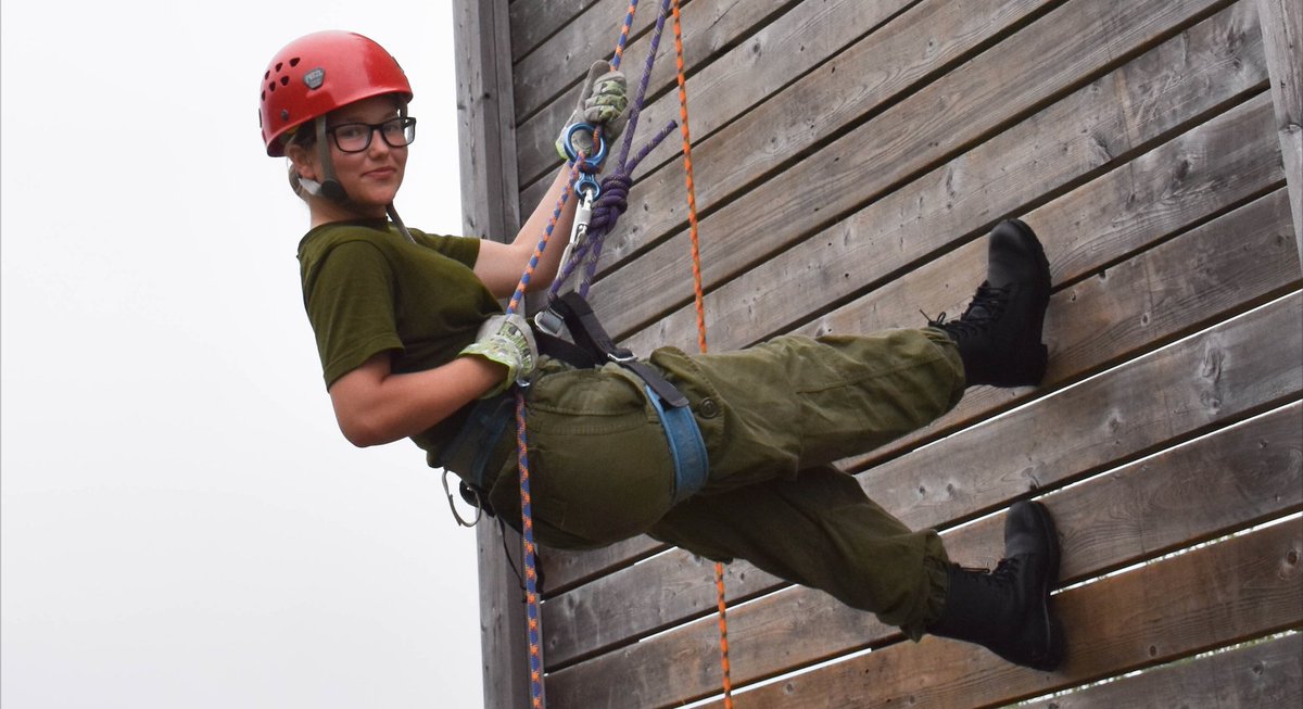 AtlCadets's tweet photo. Strong girls grow up to be strong women. Empower girls in your life to embrace their goals to the fullest, no matter where they may take them. Happy Int'l Day of The Girl from #AtlCadets! #DayoftheGirl2018 #DayoftheGirl @cadetsca @NavyLeagueCA @AirCadetLeague @ArmyCadetLeague https://t.co/lYvAkO86DM